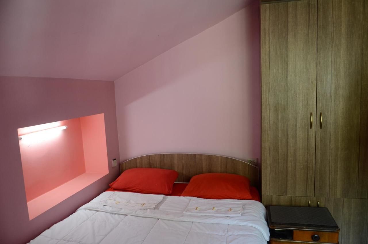 Гостевой дом Guest House Cosmos Тбилиси-19