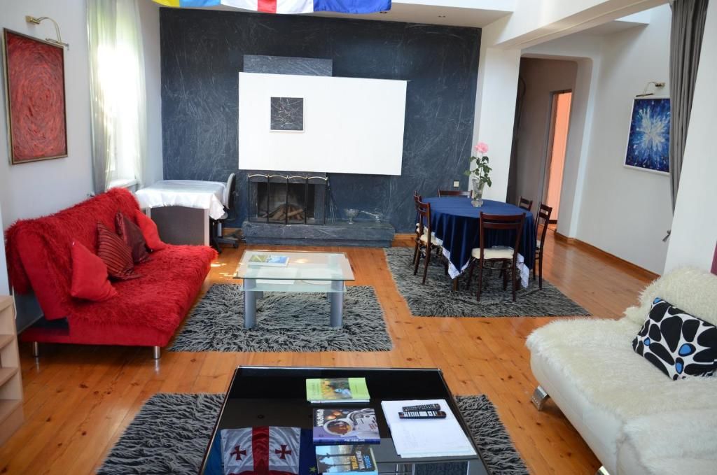 Гостевой дом Guest House Cosmos Тбилиси-51