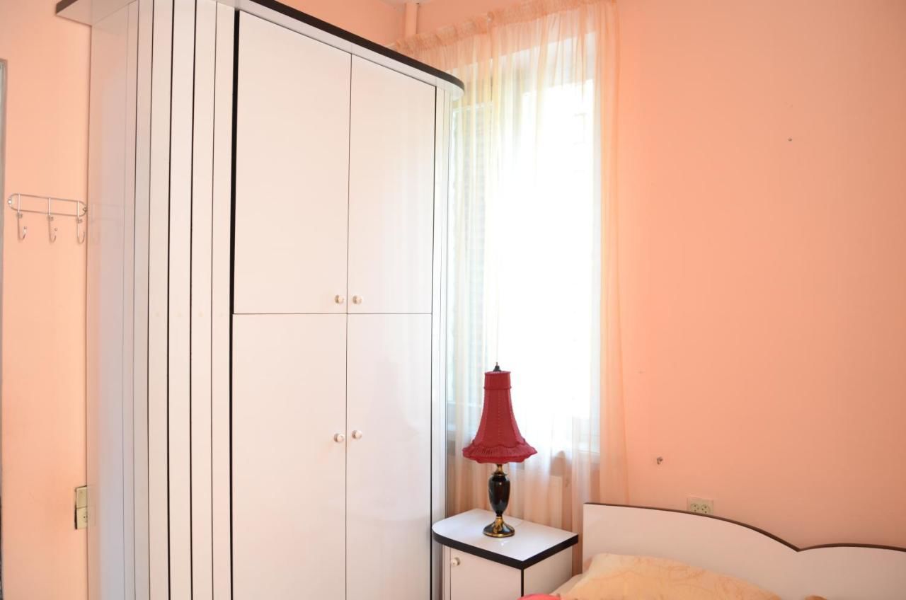 Гостевой дом Guest House Cosmos Тбилиси-12