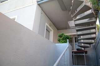 Гостевой дом Guest House Cosmos Тбилиси Двухместный номер с 1 кроватью или 2 отдельными кроватями, общая ванная комната-6