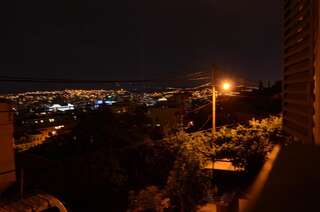 Гостевой дом Guest House Cosmos Тбилиси Двухместный номер с 1 кроватью или 2 отдельными кроватями, общая ванная комната-11